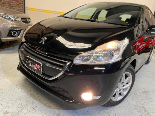 Imagen 6 de 13 de Peugeot 208 1.5 Allure 2013