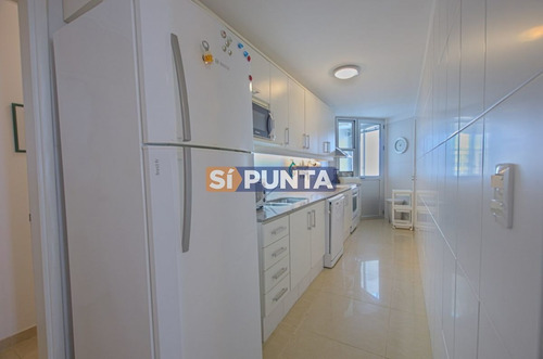 Imagen 11 de 26 de Apartamento En Alquiler - Brava