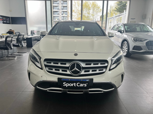 Mercedes-Benz Clase GLA 1.6 Gla200 Urban 156cv