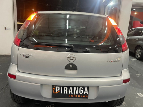 Imagem 6 de 9 de Chevrolet Corsa 1.8 2004