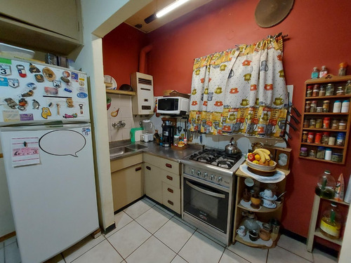Casa 2 Dormitorios En Venta Jardin, B. Azcuenaga