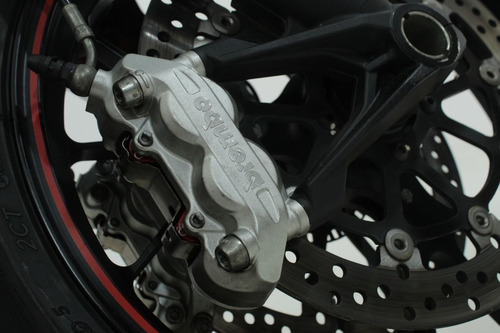 Ducati Multistrada 1200 Pikes Peak 2015 Vermelha