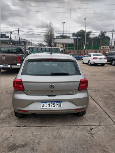 Imagen 4 de 9 de Volkswagen Gol Trend 1.6 Trendline 101cv