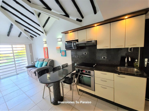 Imagen 15 de 29 de Precioso Y Acogedor Apartamento En Alquiler De Vacaciones Frente A La Playa Y A Pocos Pasos Del Club De Playa Del Hotel Tibisay Isla Margarita