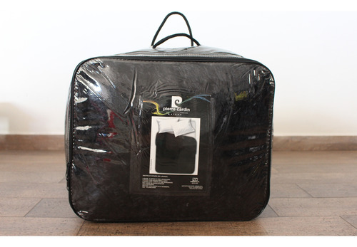 Edredon Nordico Corderito Pierre Cardin 2 1/2 Plazas 220x230 Negro Lisa