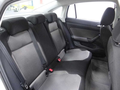 Volkswagen Virtus 1.0 200 Tsi Highline Automático