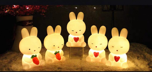 Luminária Coelho Com Cenoura Enfeite Decorativo Para Pascoa Estrutura Branco Bateria
