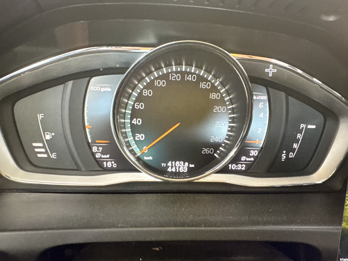 Volvo S60 T5 R-desing