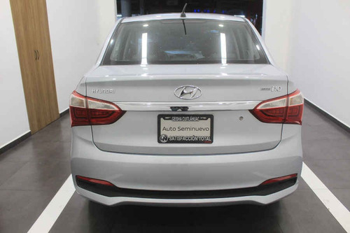 Imagen 5 de 15 de Hyundai Grand I10 2019 4p Gl Mid L4/1.2 Premium Man