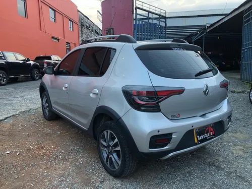 Renault Stepway 1.6 Dynamique / Intens Automática