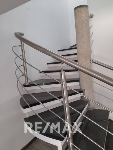 Imagen 11 de 15 de Ninoska Fuenmayor Ofrece En Venta Townhouse Casa Verde La Cumaca, Posee Planta Al 100%