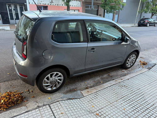 Volkswagen Up! 1.0 High Up! 75cv