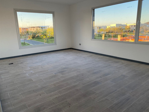 Imagen 21 de 26 de Casa En Venta En Puertos Del Lago, Escobar, G.b.a. Zona Norte