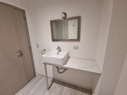 Moderno Y Amplio Monoambiente Con Amenities. Excelente Ubicacion!