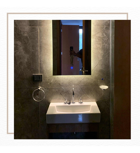 Espejo Touch Con Luz Led 60 X 90 Para Baño Accesorios Marco No Tiene