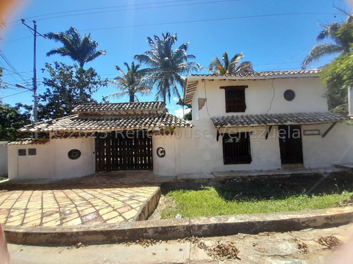 / /  Mehilyn Perez Vende Espectacular Local Comercial En Cabudare Zona Agua Viva//