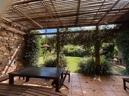 Casa En Laguna Blanca