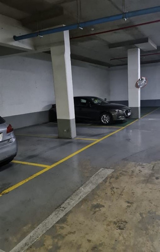 Imagen 3 de 3 de Estacionamiento En Arriendo En Vitacura