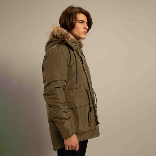 Imagen 3 de 10 de Campera Leviatan Military Green