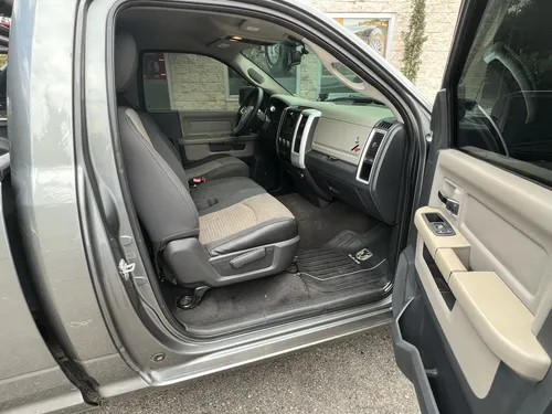Dodge Ram 5.7 1500 Slt 4x2