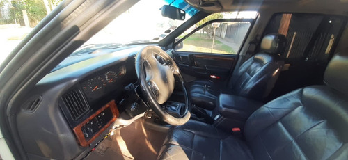 Imagen 6 de 18 de Jeep Grand Cherokee V8 . 5.2 , 5 Pts - Mod 96 - 3.000.000