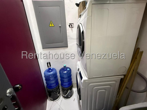 Se Vende Fondo De Comercio Sambil La Candelaria Dmh 25-13938