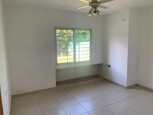 Imagen 17 de 27 de Venta Casa De 3 Dormitorios Con Pileta