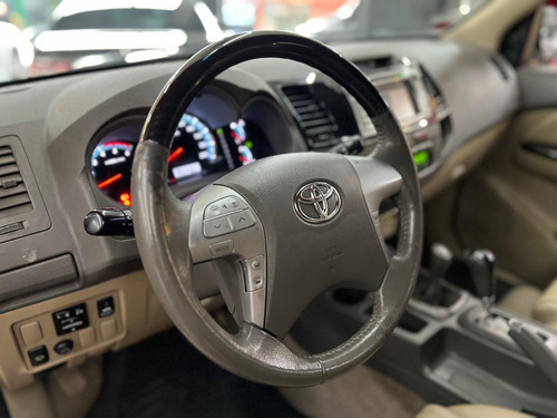 Toyota Hilux 3.0 Srv Cab. Dupla 4x4 Aut. 4p