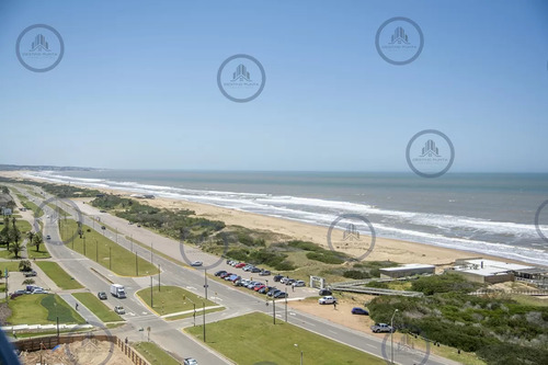 Apartamento De 3 Dormitorios, Piso Alto En Venta Con Vista Al Mar - Le Parc Iii Playa Brava