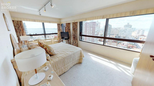 Imagen 13 de 30 de Departamento En Venta. Semi Piso. Vista Al Mar. Peninsula. - Punta Del Este Peninsula