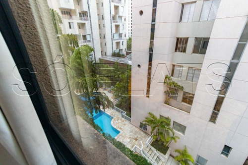 Imagem 13 de 15 de Flat Em Moema Reformado E Finamente Decorado - Sf36463