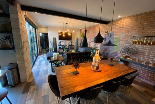 Imagen 1 de 20 de Zibata Casa De 3 Pisos En Venta Con Hermosa Vista Al Valle