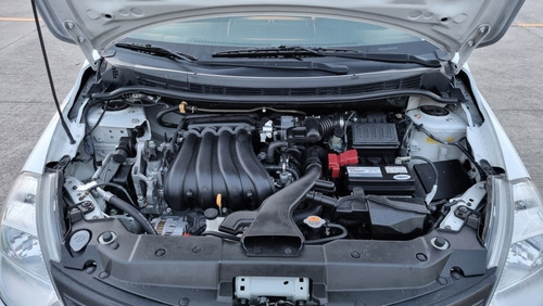 Imagen 11 de 11 de Nissan Tiida 2018 1.8 Sense Sedan Mt