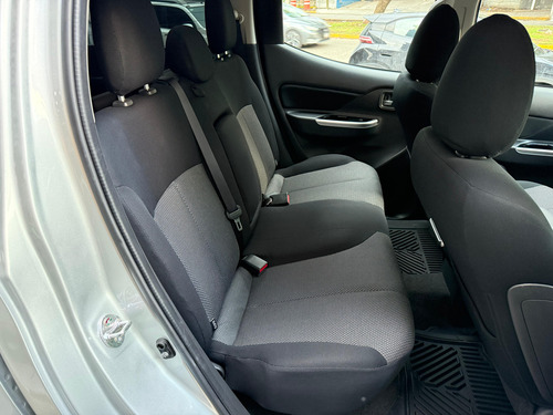 Mitsubishi L200 2.4 Cd Gls 4X4 At