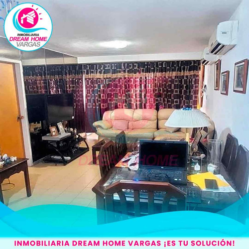 Apartamento En Venta Macuto-la Guaira