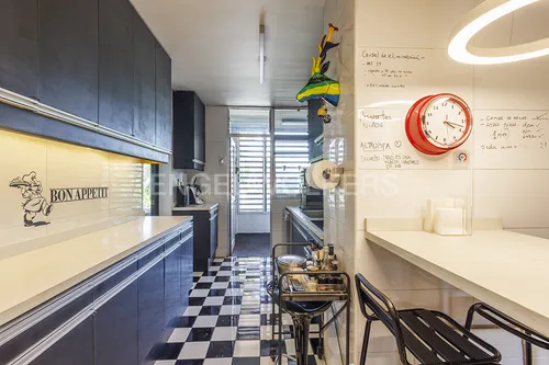 Departamento Completamente Remodelado Con Gran Conectividad