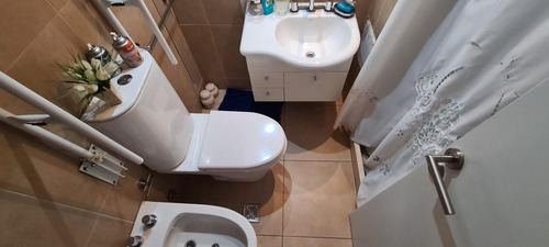 Departamento En Venta Bv. Avellaneda Frente Al Rio - Apto Crédito - Rosario