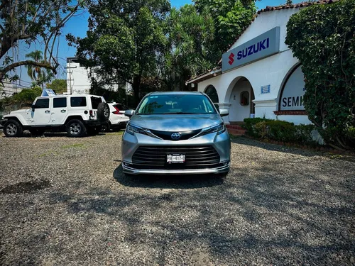 Toyota Sienna 3.5 Xle Piel At