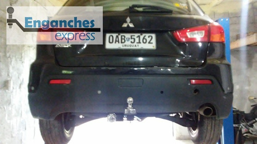 Imagen 5 de 12 de Enganches Hilux Np300 Oroch Creta Sportage Captiva Tucson