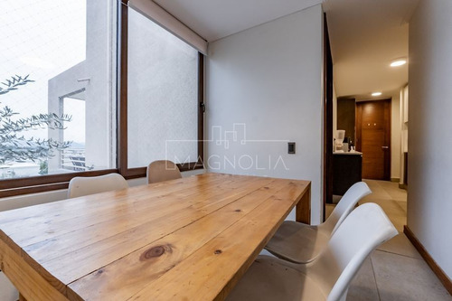 Casa En Venta De 4 Dorm. En Lo Barnechea