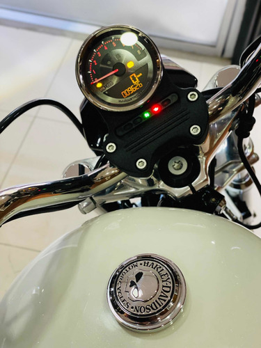 Imagen 13 de 16 de Harley Davidson Sportster 883 Superlow, Iron 883, Sporter 88