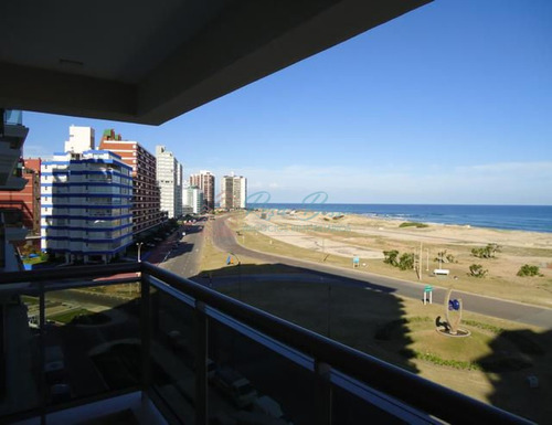 Venta, Apartamento 3 Dormitorios, Con Vista, Punta Del Este, Uruguay, Brava