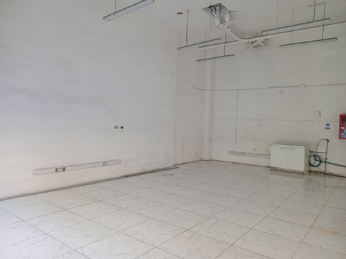 Local Comercial Gral. Mackenna 1235, Lc 2