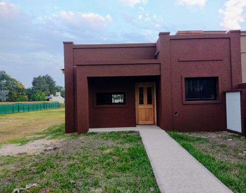 Duggan - Casa A Estrenar 2 Dorm - Ubicacion