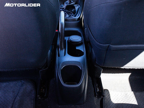 Imagen 17 de 25 de Chevrolet Onix Lt Extra Full 1.4 | Permuta / Financia