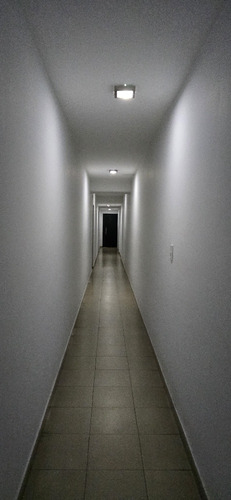 Exelente Monoambiente En Zona Residencial De Lomas De Zamora.
