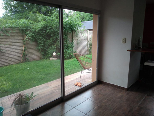 Imagen 6 de 30 de Casa Venta - 1 Dormitorios 2 Baños - 300mts2 Totales - Villa Elisa