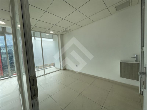 Oficina En Arriendo Metro Manquehue