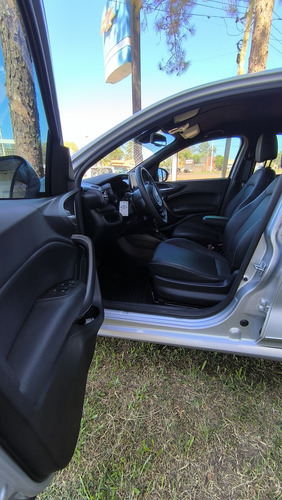 Fiat Cronos 1.3 Precision Cvt