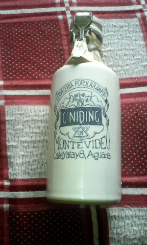 Botella De Ceramica Pilsen Año 1866.091304513